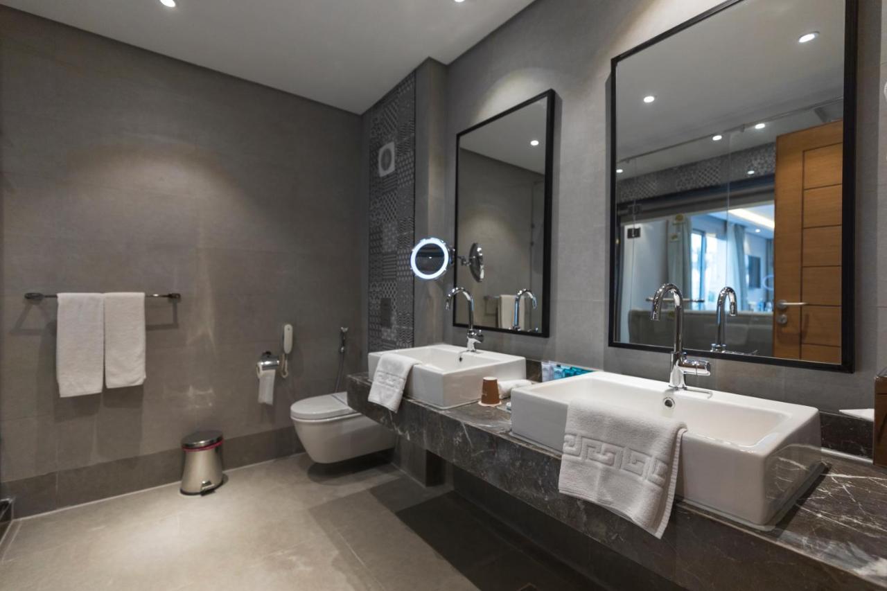 Jacuzzi Suite Posh Club,1247648161:JPEG