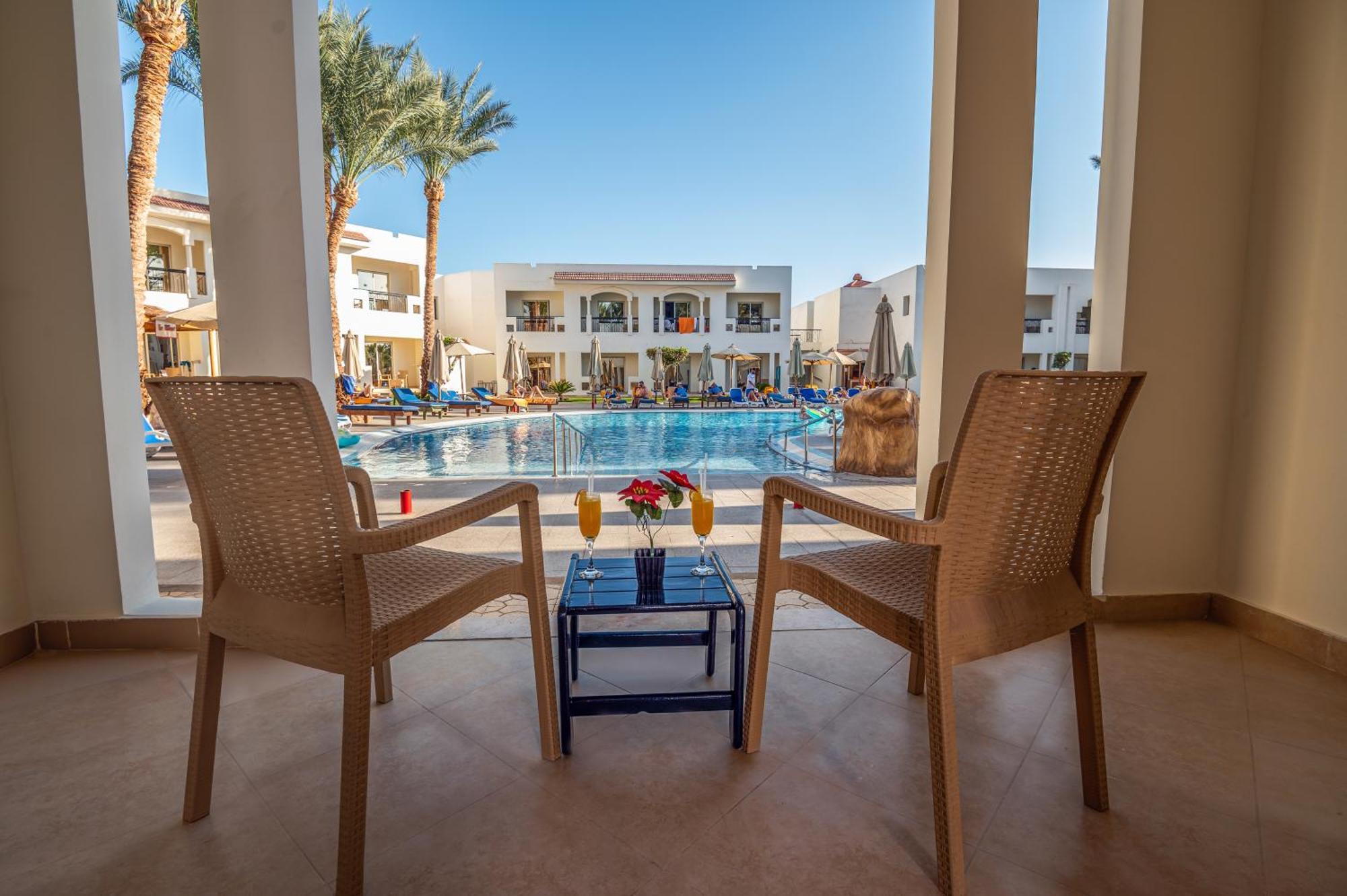 Superior Room Pool View,1646906376:JPEG