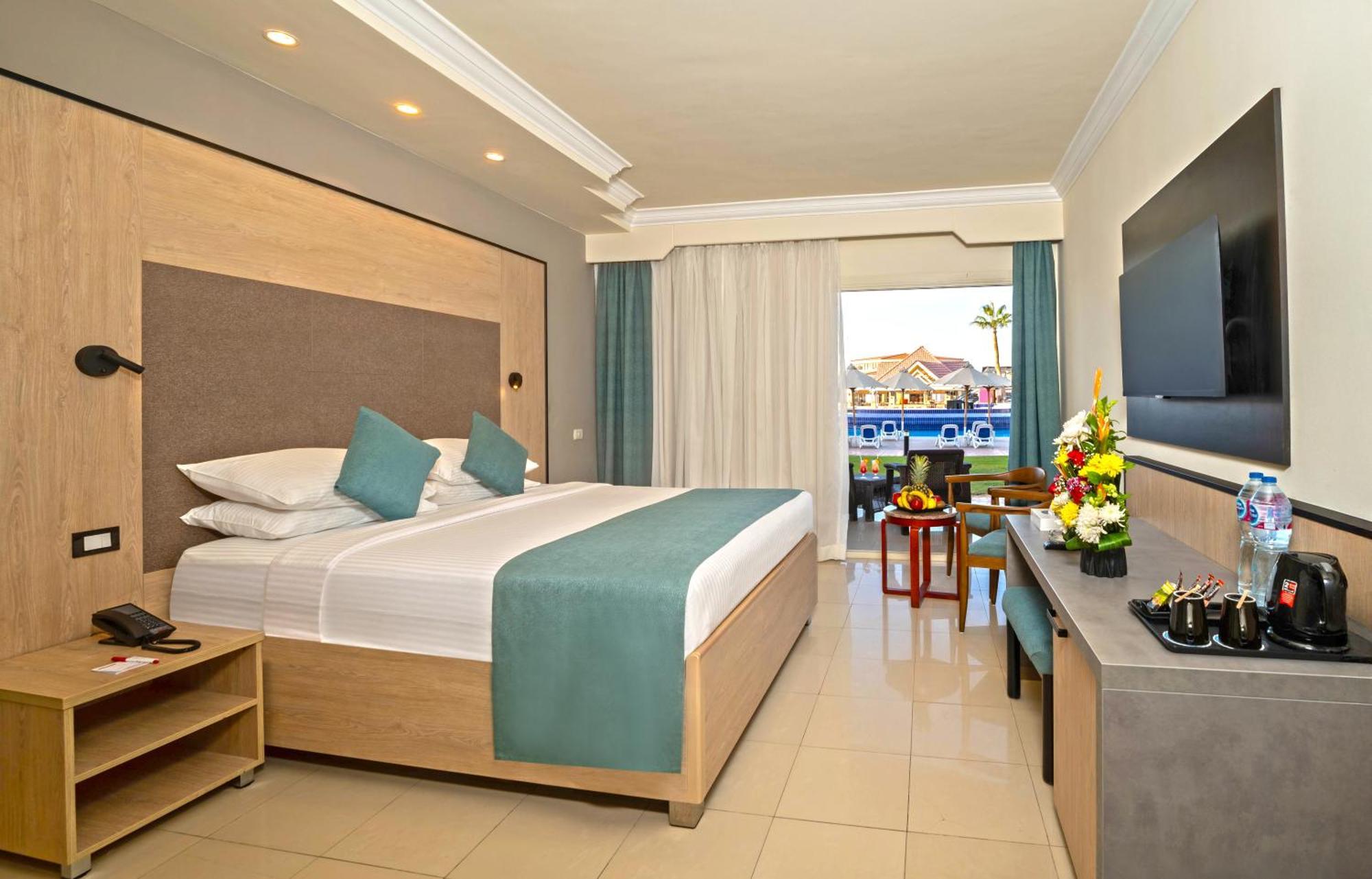 Deluxe Room,1653535258:JPEG